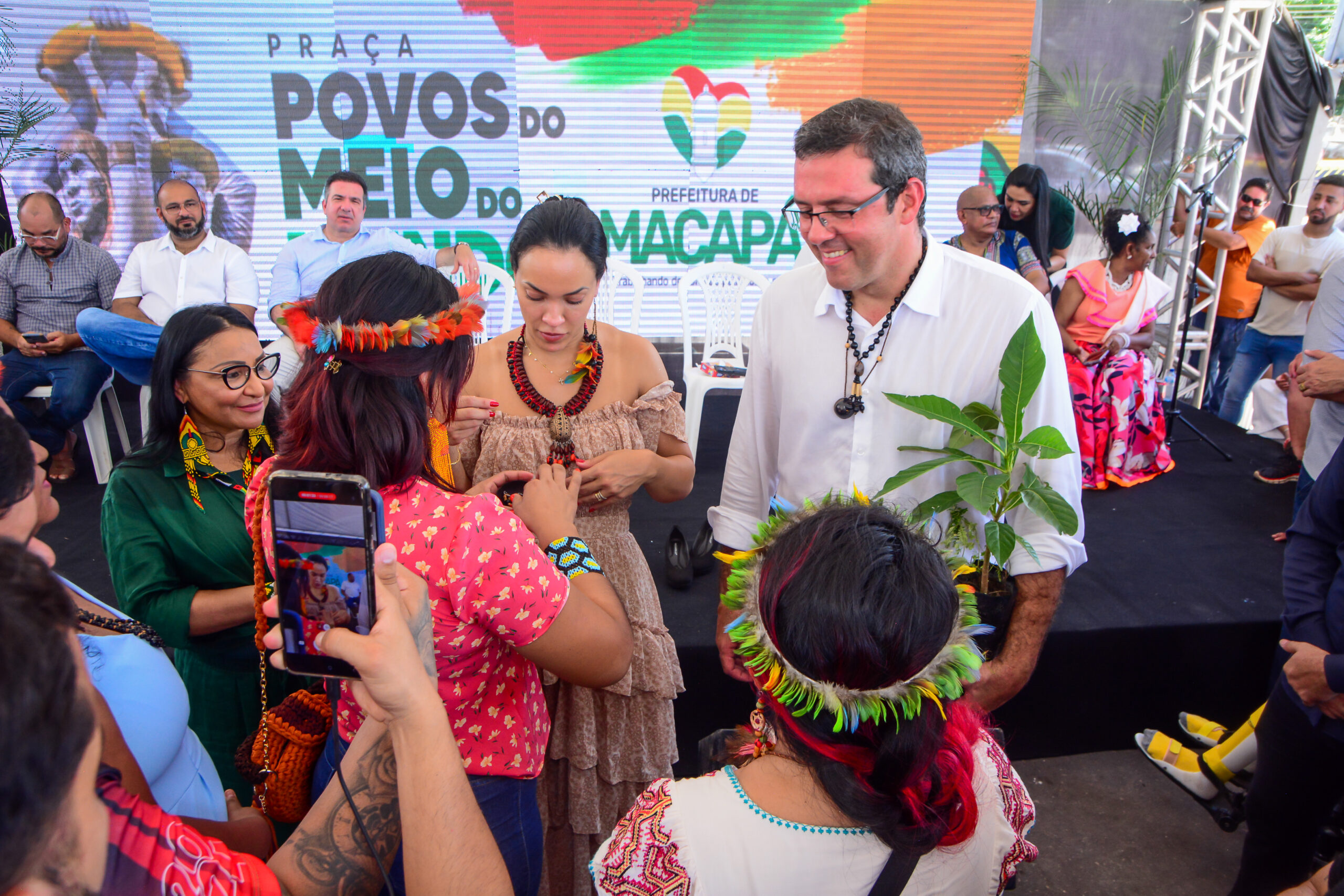 Prefeito De Macap Dr Furlan Entrega Pra A Povos Do Meio Do Mundo