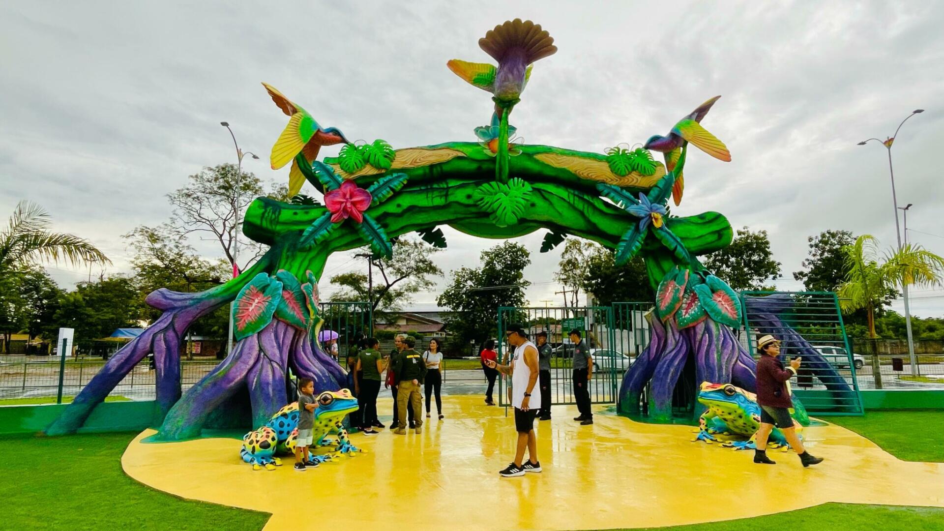 De estacionamento para área de lazer: Prefeitura inaugura Parque Meio ...