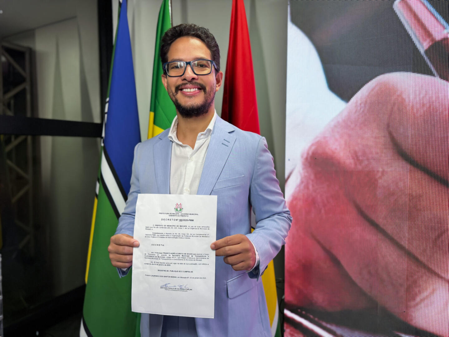 Prefeito Dr. Furlan anuncia posse de novos secretários para fortalecer ...