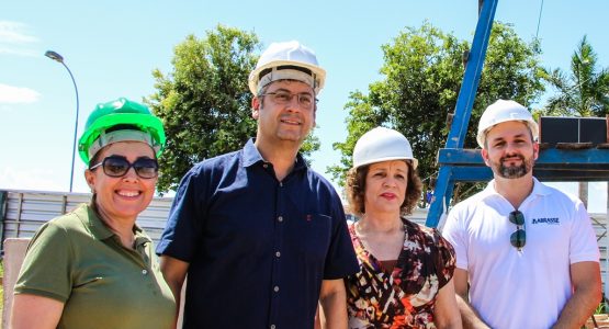 Prefeito de Macapá e secretária nacional Fátima Pelaes visitam obras da nova UBS do Cidade Nova