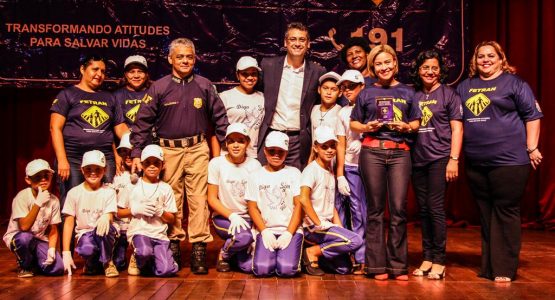 Festival Temático de Trânsito: prefeito destaca importância da escola preparar alunos para a vida