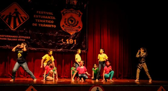 Performances teatrais, música e dança marcam encerramento do Festival Temático de Trânsito 2016