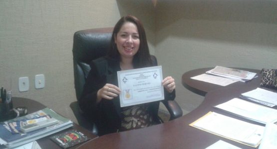 Reconhecimento: diretoria do bloco “A Banda” entrega certificados a representantes da Prefeitura de Macapá