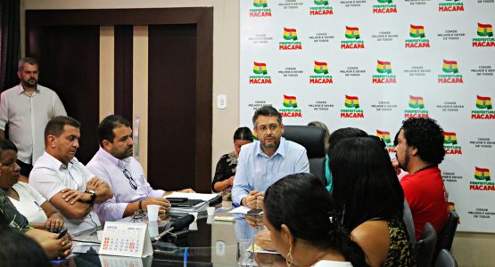 Mesa de Valorização: prefeito Clécio abre diálogo com servidores