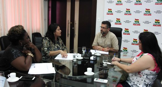 Em reunião, prefeito Clécio trata sobre fortalecimento do Marabaixo na rede municipal de ensino
