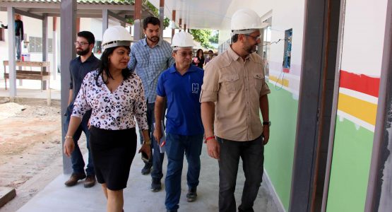Obras de escolas passam por vistoria do prefeito de Macapá