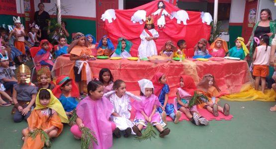Escolas municipais promovem culminância de projeto referente à Páscoa