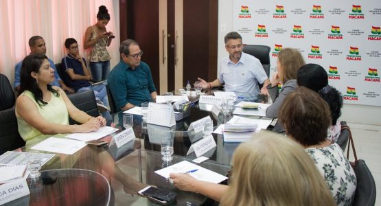 Políticas públicas para crianças são tratadas durante encontro entre prefeito Clécio e comitiva do Unicef