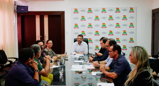 Prefeito de Macapá reúne com representantes da Associação de Pais e Amigos de Autistas do Amapá