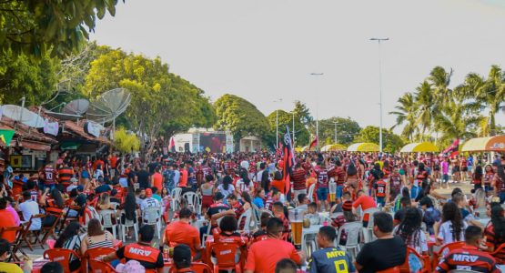 Final da Libertadores: telão disponibilizado pela Prefeitura de Macapá e Rede Amazônica reúne mais de 20 mil pessoas na Praça do Coco