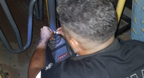 Companhia de Trânsito de Macapá implanta lacre em catracas de ônibus durante operação