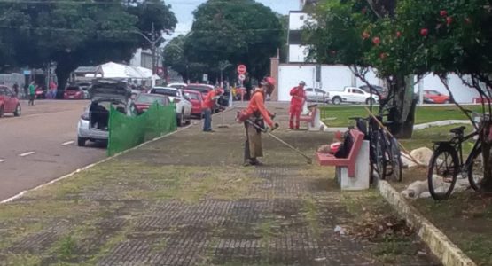 Prefeitura de Macapá segue serviços de limpeza por toda cidade