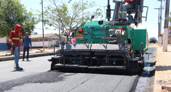 Mobilidade urbana: com aplicação de tecnologia alemã, Prefeitura de Macapá inicia pavimentação na Rua Claudomiro de Moraes
