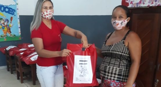 Prefeitura de Macapá distribui cadernos de atividades para alunos da rede municipal