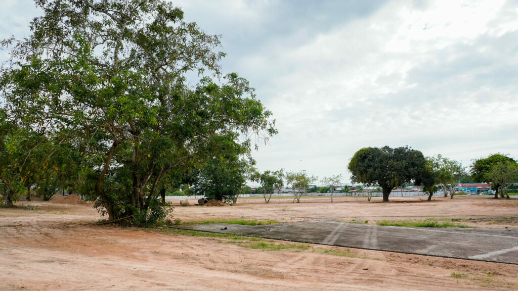 Obras da Praça Jaci Barata, na orla de Macapá | Foto: Rogério Lameira/PMM