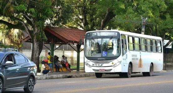 Macapá Verão 2023 terá linhas extras de ônibus e tarifa social para o balneário da Fazendinha