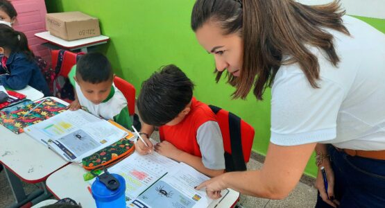 Escola Municipal recebe visita técnica de profissionais do Programa ‘Educar pra Valer’
