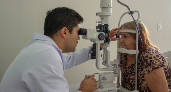 Prefeitura de Macapá realiza atendimento oftalmológico itinerante