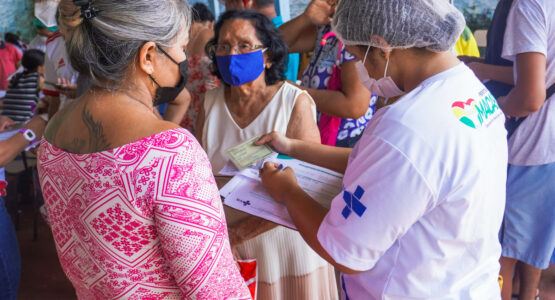 Prefeitura de Macapá descentraliza serviços e realiza ação de saúde no bairro do Muca