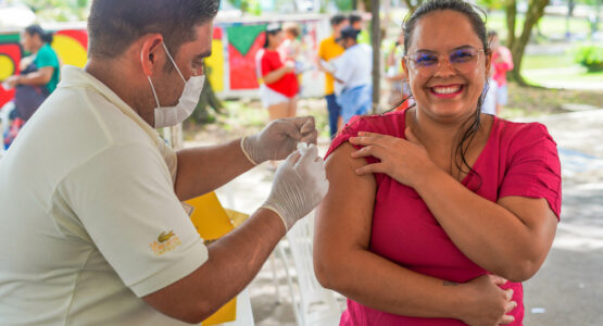 Período de funcionamento do Ponto de Vacinação contra a Influenza na Praça Floriano Peixoto é ampliado