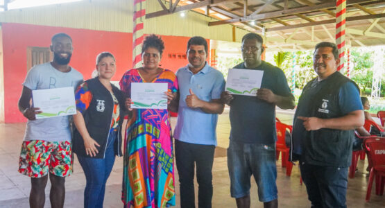 Prefeitura de Macapá realiza segunda edição de treinamento sobre manuseio de alimentos e emissão da Licença Sanitária, no Curiaú
