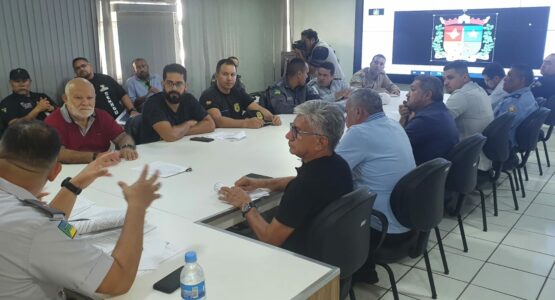 A Banda: gestores municipais dialogam sobre segurança do evento com a PM/AP