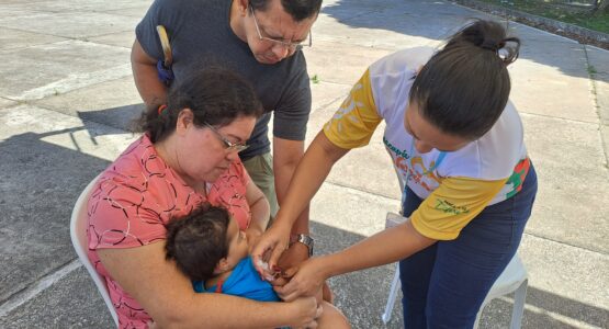 Ponto itinerante de vacinação de rotina e Covid-19 adulto e infantil chega à Zona Norte de Macapá neste sábado (19)