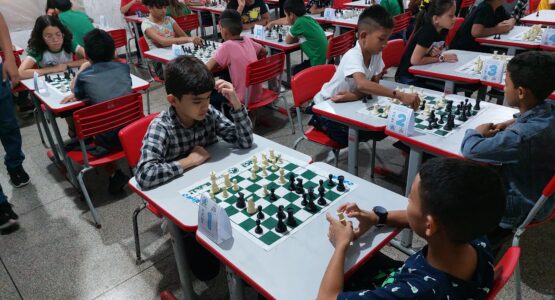 Primeiro Torneio de Xadrez é realizado em escola municipal 