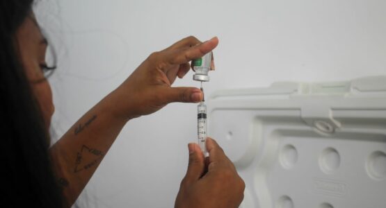Prefeitura intensifica vacinação contra Influenza durante o inverno amazônico
