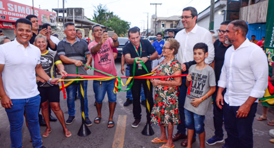 Prefeitura de Macapá entrega 16 vias pavimentadas aos moradores do bairro Araxá