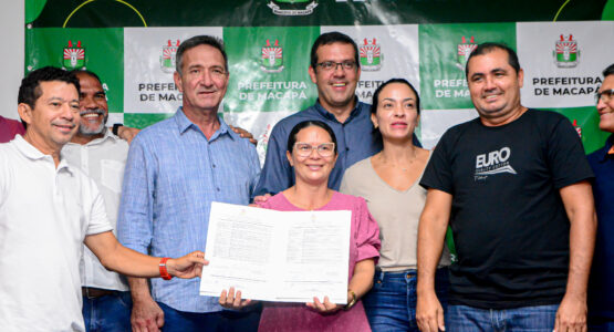 Prefeito Dr. Furlan e senador Lucas Barreto assinam Ordem de Serviço para construção de passarelas de concreto, no Arquipélago do Bailique