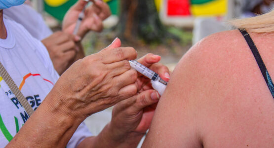 Prefeitura leva vacinação itinerante ao bairro Perpétuo Socorro neste sábado (9)