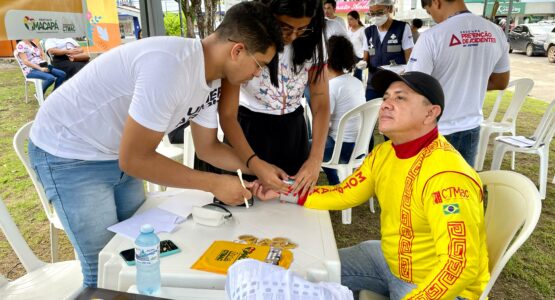 Maio Amarelo: Prefeitura de Macapá realiza Ação Social de Saúde para motoristas e usuários do transporte coletivo