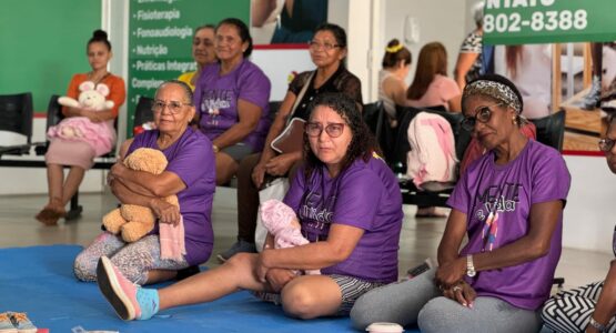 Encontro reúne mães para debater memórias afetivas da maternidade no Centro Especializado em Reabilitação