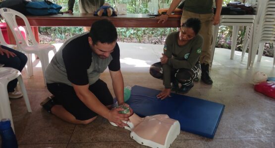 Guarda-parques do Bioparque da Amazônia recebem treinamento de primeiros socorros